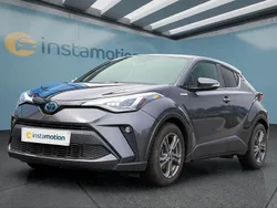 Grau Gebraucht 2020 Toyota C-HR SUV | 25.599 € (Etwas zu teuer)