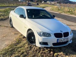 Weiß Gebraucht 2011 BMW 335 Cabriolet Performance Cabrio | 22.900 € (Fairer Preis)