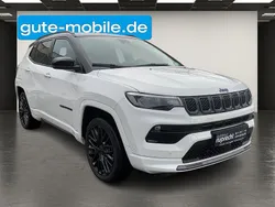 Weiß alpine white (vr296) Gebraucht 2022 Jeep Compass SUV | 22.990 € (Superpreis)