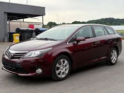Rot Gebraucht 2014 Toyota Avensis Life Kombi | 6.999 € (Guter Preis)