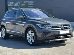 Grau Gebraucht 2021 VW Tiguan Elegance SUV | 29.500 € (Superpreis)
