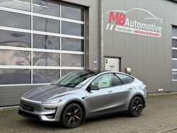 Grau Gebraucht 2025 Tesla Model Y Performance SUV | 69.990 €