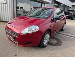 Rot Gebraucht 2009 Fiat Grande Punto Active Kleinwagen | 3.990 € (Fairer Preis)