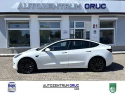 Weiß Gebraucht 2021 Tesla Model 3 Performance Limousine | 28.980 € (Fairer Preis)