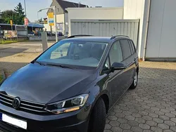 Grau Gebraucht 2018 VW Touran Van / Kleinbus | 16.999 € (Superpreis)