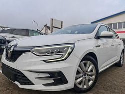 Weiß Gebraucht 2022 Renault Megane E-Tech Limousine | 12.733 € (Superpreis)