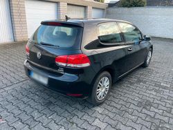 Schwarz Gebraucht 2011 VW Golf VI Limousine | 3.950 € (Guter Preis)