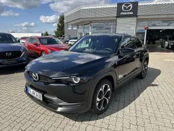 Jet black (metallic) Gebraucht 2023 Mazda MX30 Makoto SUV | 25.740 € (Guter Preis)