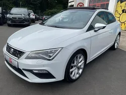 Weiss Gebraucht 2018 Seat Leon | 13.990 € (Fairer Preis)
