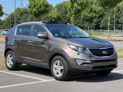 Sand track Gebraucht 2015 Kia Sportage Spirit SUV | 9.990 € (Guter Preis)