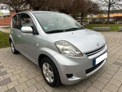 Silber Gebraucht 2011 Daihatsu Sirion Kleinwagen | 2.650 € (Superpreis)