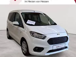 Frostweiß Gebraucht 2020 Ford Tourneo Courier Trend Van / Kleinbus | 13.490 € (Fairer Preis)