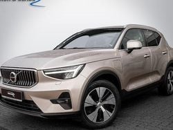Beige Gebraucht 2022 Volvo XC40 Core SUV | 28.890 € (Superpreis)