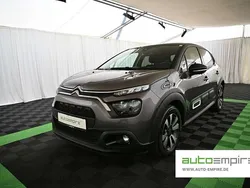 Platinum grau Gebraucht 2023 Citroën C3 Shine Kleinwagen | 13.790 € (Guter Preis)