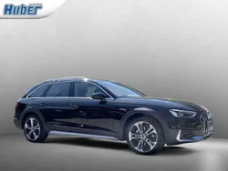 Mythosschwarz (metallic) Gebraucht 2023 Audi A4 Allroad Ambiente Kombi | 48.290 € (Teuer)