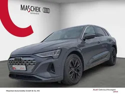 Magnetgrau Gebraucht 2023 Audi Q8 e-tron Advanced SUV | 46.440 € (Superpreis)