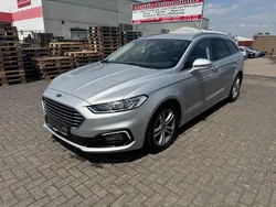 Silber Gebraucht 2019 Ford Mondeo Titanium Kombi | 9.999 € (Guter Preis)