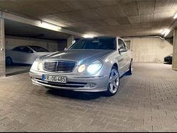 Silber Gebraucht 2003 Mercedes E240 Limousine | 3.200 € (Fairer Preis)