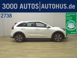 Ud schneeweiss Gebraucht 2021 Kia Niro Edition 7 SUV | 18.480 € (Fairer Preis)