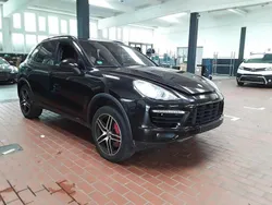 Schwarz Gebraucht 2011 Porsche Cayenne Turbo SUV | 13.980 €