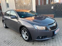 Grau Gebraucht 2013 Chevrolet Cruze LTZ Kleinwagen | 4.490 € (Fairer Preis)
