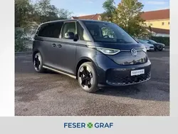 Starlight blue metallic Gebraucht 2025 VW ID. Buzz Van | 73.850 €