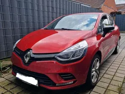 Rot Gebraucht 2017 Renault Clio IV LIMITED Limousine | 7.500 €