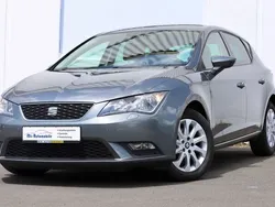Grau Gebraucht 2015 Seat Leon Style Limousine | 8.980 € (Guter Preis)