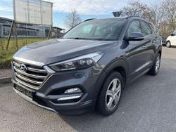 Grau Gebraucht 2015 Hyundai Tucson Premium SUV | 15.499 € (Guter Preis)