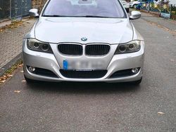Silber Gebraucht 2012 BMW 318 Kombi | 6.500 € (Superpreis)