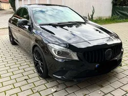 Schwarz Gebraucht 2013 Mercedes CLA200 Urban Coupé | 16.900 € (Fairer Preis)
