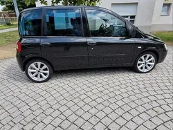 Schwarz Gebraucht 2006 Fiat Multipla Van / Kleinbus | 1.600 €