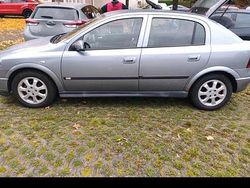 Grau Gebraucht 2004 Opel Astra Limousine | 650 € (Superpreis)