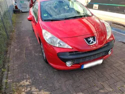 Rot Gebraucht 2008 Peugeot 207 CC Cabrio | 2.399 € (Fairer Preis)