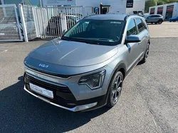 Grau Neu 2025 Kia Niro Spirit SUV | 33.980 € (Fairer Preis)