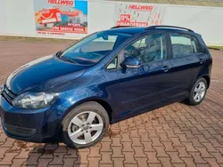 Blau Gebraucht 2013 VW Golf VII Comfortline Limousine | 7.800 € (Guter Preis)