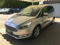 Silber Gebraucht 2017 Ford Galaxy Van / Kleinbus | 20.980 € (Fairer Preis)
