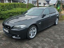 Grau Gebraucht 2013 BMW 530 M Sport Kombi | 11.990 € (Fairer Preis)