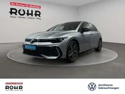 Oyster silver metallic Gebraucht 2024 VW Golf VIII R-line Limousine | 34.850 € (Etwas zu teuer)
