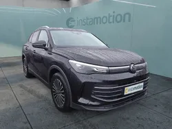 Schwarz Gebraucht 2024 VW Tiguan IQ Drive SUV | 37.180 € (Fairer Preis)