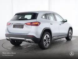 Hightechsilber Gebraucht 2024 Mercedes GLA200 Progressive SUV | 36.390 € (Superpreis)
