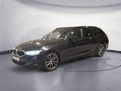 Schwarz Gebraucht 2022 BMW 320 Sport Line Kombi | 21.860 € (Etwas zu teuer)