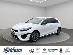 (hw2) deluxe white m Neu 2025 Kia Ceed GT GT-Line Limousine | 29.620 € (Fairer Preis)