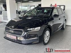 Schwarzmagic perleffekt Gebraucht 2024 Skoda Octavia Selection Kombi | 27.890 € (Guter Preis)