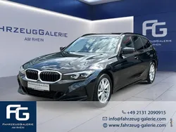 Schwarz Gebraucht 2023 BMW 318 Shadowline Kombi | 32.600 € (Fairer Preis)