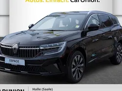 Black pearlschwarz metallic Gebraucht 2024 Renault Espace Techno Van / Kleinbus | 41.990 € (Etwas zu teuer)