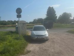 Grau Gebraucht 2004 Ford Focus Kombi | 710 € (Guter Preis)
