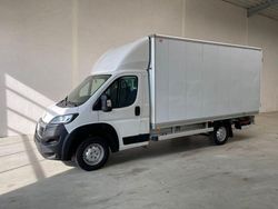 Weiss Gebraucht 2020 Peugeot Boxer Van | 15.469 € (Etwas zu teuer)