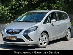 Silber Gebraucht 2015 Opel Zafira Tourer Van / Kleinbus | 9.999 € (Fairer Preis)