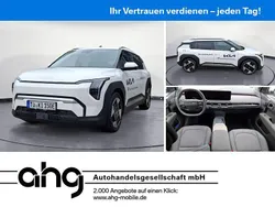 Weiß Gebraucht 2025 Kia EV3 4 SUV | 50.114 €